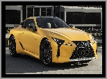 Lexus LC 500, Przód